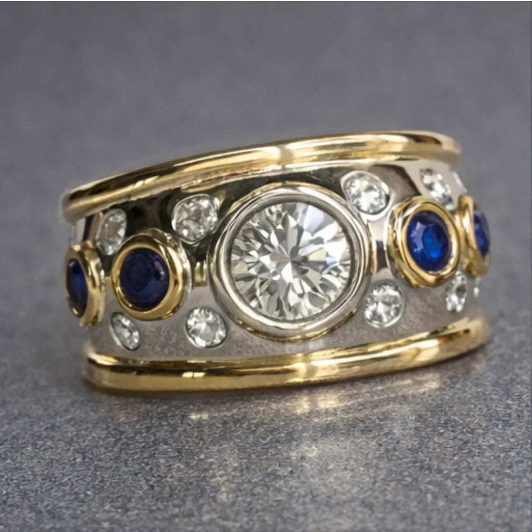 Antique Oval Gemstone Ring in Gold