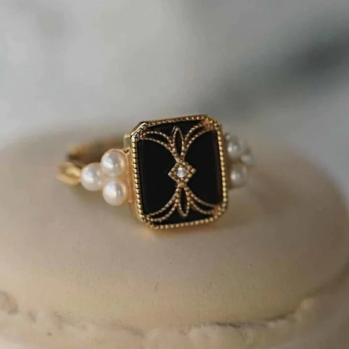 Antique Golden Ring with Black Pearl