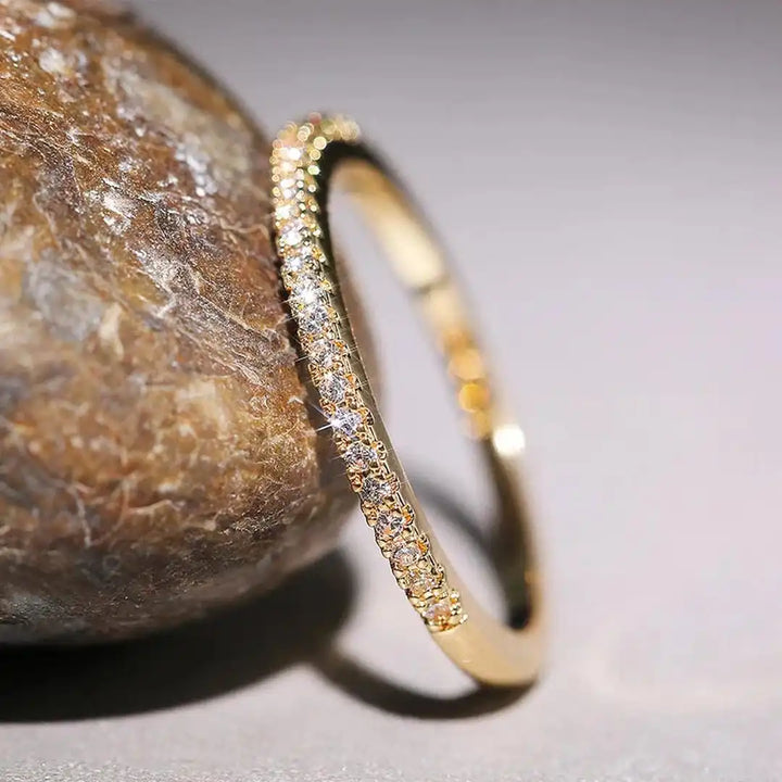 Elyse Simple Zirconia Band