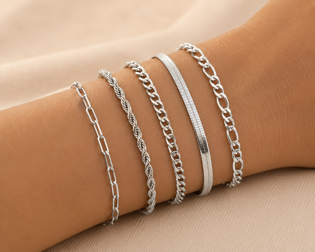 Ellis™ | Set of Gold Bracelets