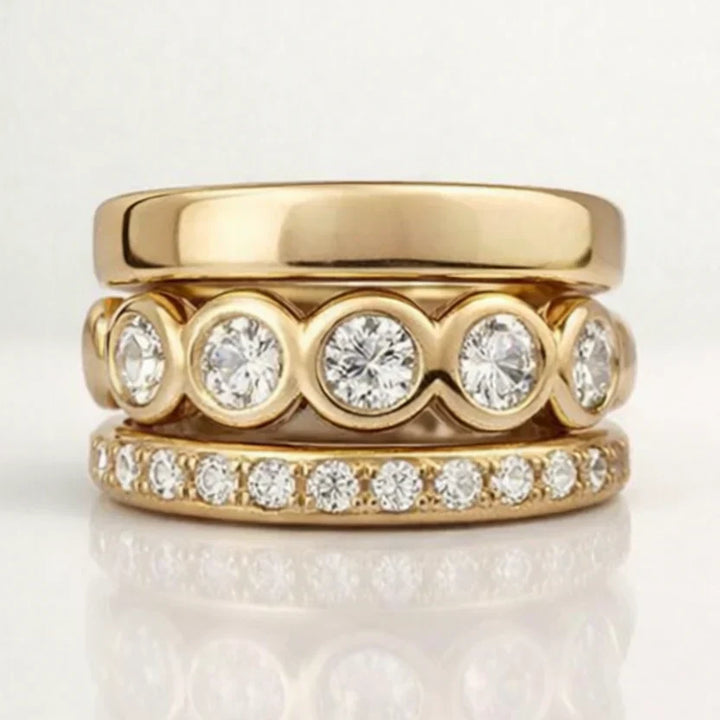 Zirconia Crafted Gold Band