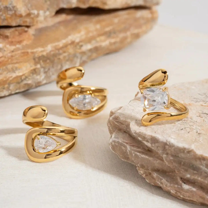 Eternal Gold Teardrop Zirconia Ring