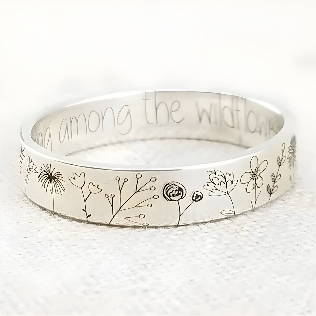 Elegant Silver Band Ring