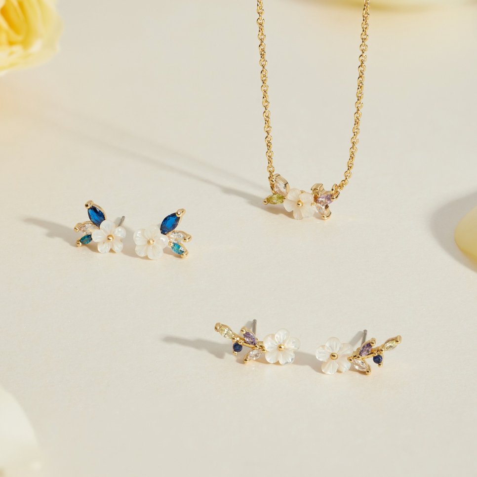 White Blossom Crystal Earrings