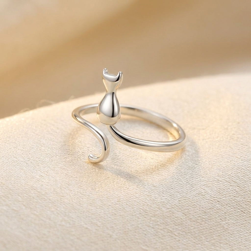 Silver Feline Design Ring