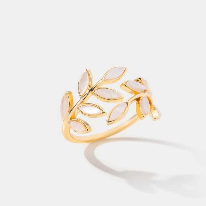 Golden Leaf Design Ring
