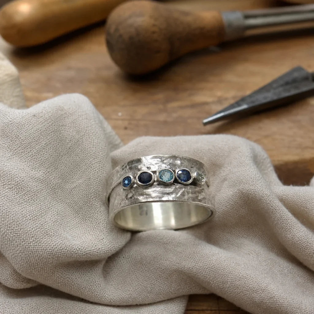 Blue Inlaid Stones Silvered Ring