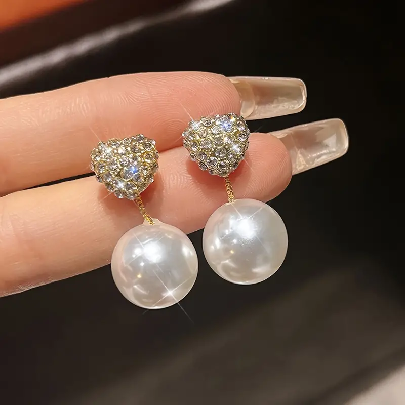 Elegant Sparkling Pearl Earrings