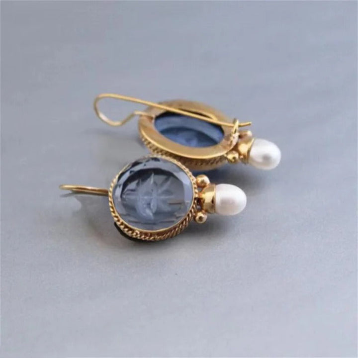 Sophia Timeless Pearl Earrings